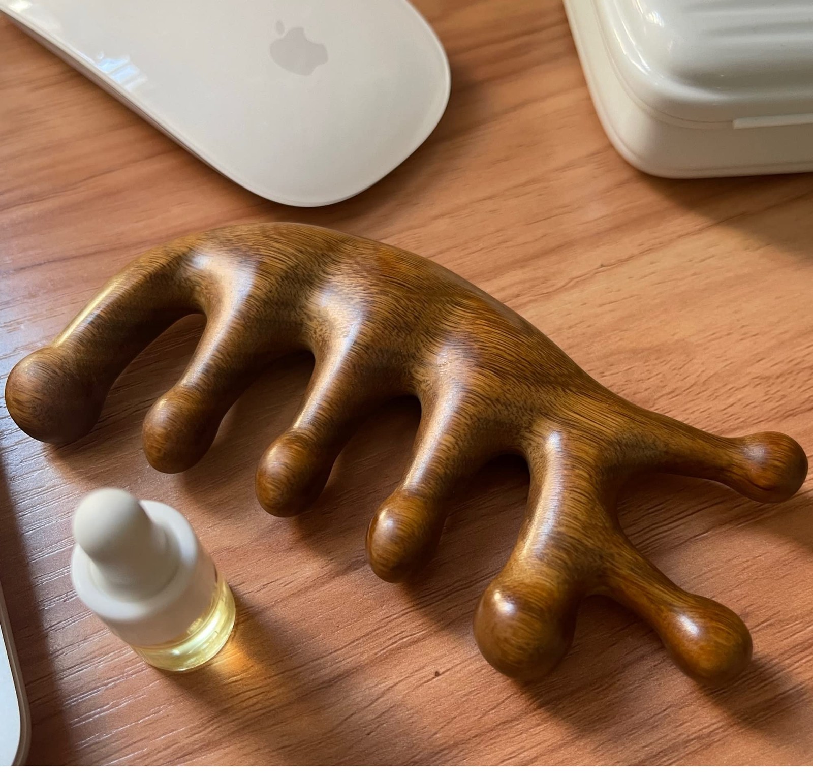 SAEEYCUE Authentic Green Sandalwood Comb Gua Sha Scraping