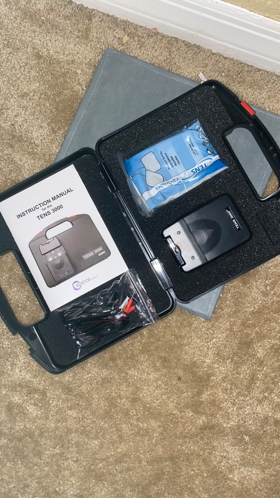 Current Solutions TENS 3000 Electrode Pads with Case Black