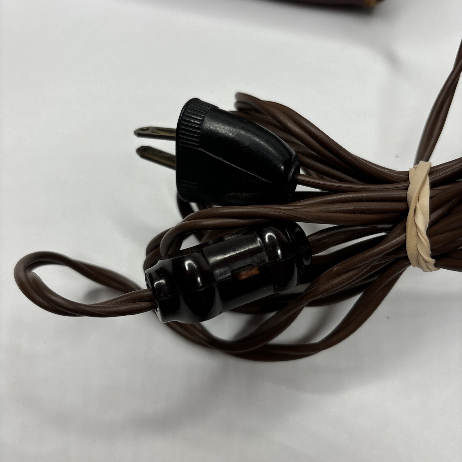 STIM-RO-LAXOR Vintage Leather Bound Plug In Massage Device Tested Works