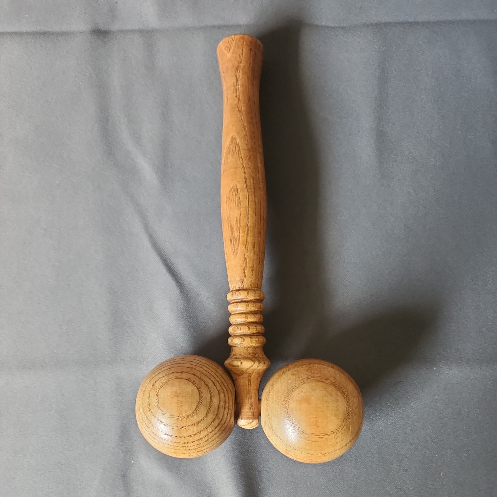 Vintage Oak Wooden Back Massager Roller Rolling Balls with Handle 9.5″