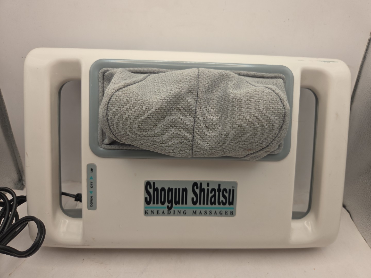 Homedics Shogun Shiatsu Kneading Neck Head Massager Model SM-444 Portable Works