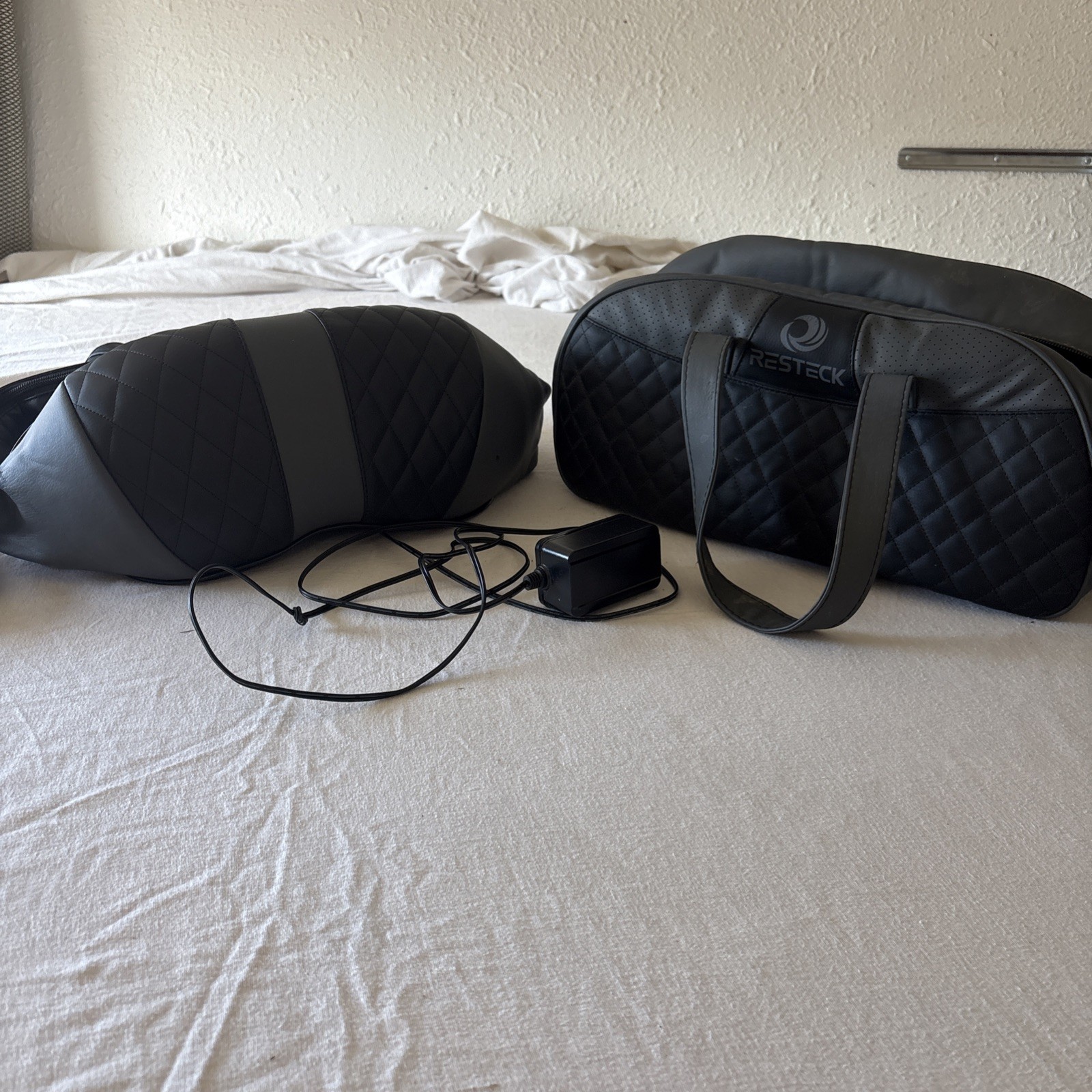 RESTECK Shiatsu Heated Neck Shoulder Back Massager, Gray/Black, Kneading, Corded