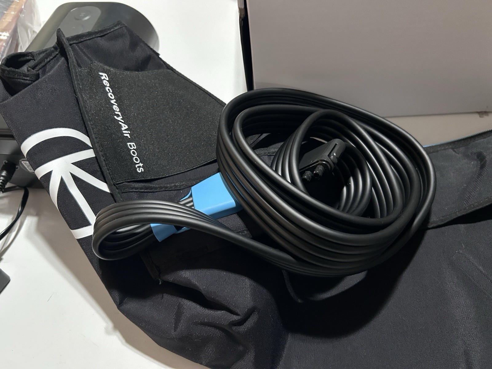 Therabody RecoveryAir Prime Compression Recovery System Small Tested Used