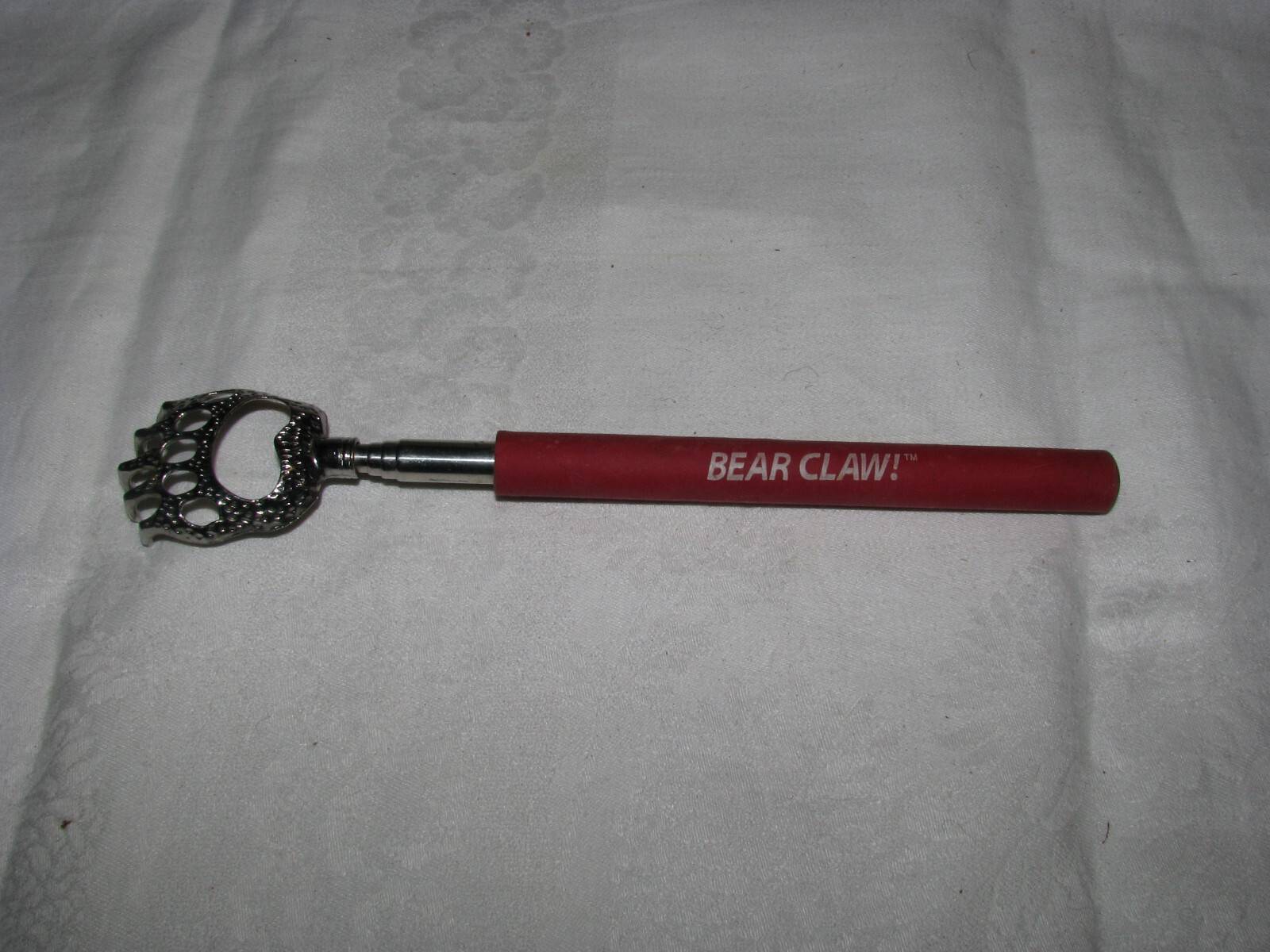 Red & Silver Bear Claw Back Scratcher 8-1/2″ To 23″