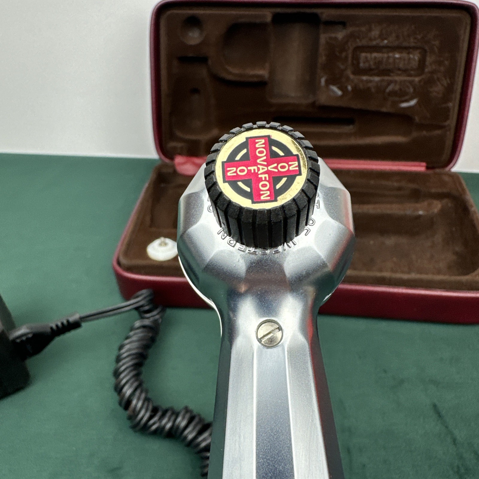 Novafon Type SK 14V Vibration Massager With Case Germany Tested Working