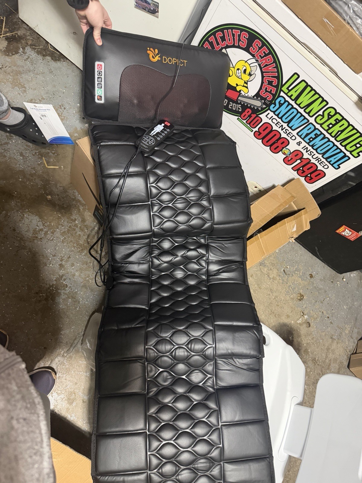 DOPICT Full Body Massage Mat Remote Control Vibrating Black Synthetic Leather