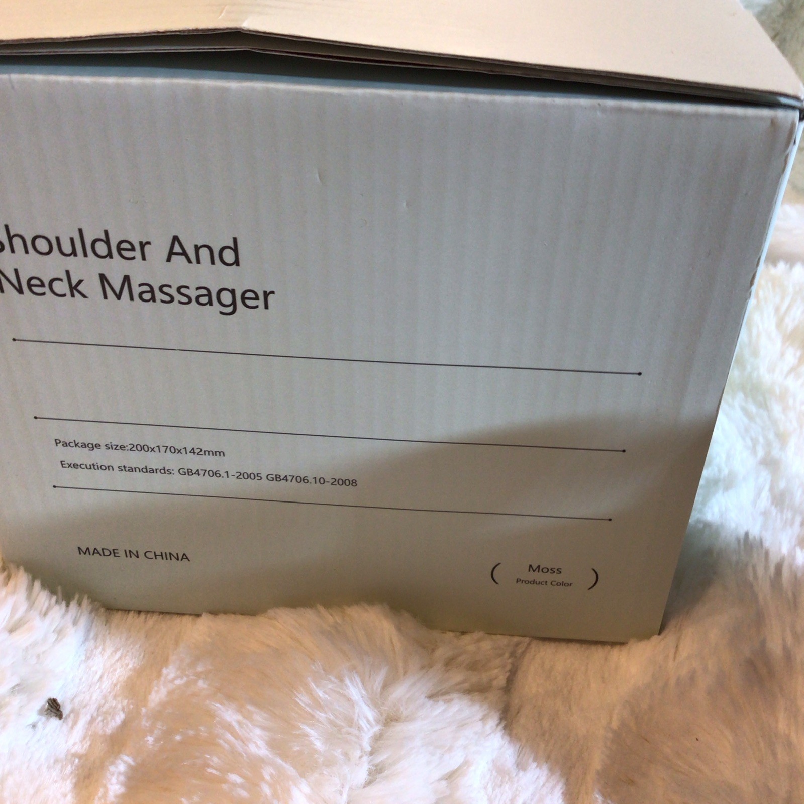 Shoulder & Neck Massager Green Lightweight Kneading 4 Heads Battery/USB 5V
