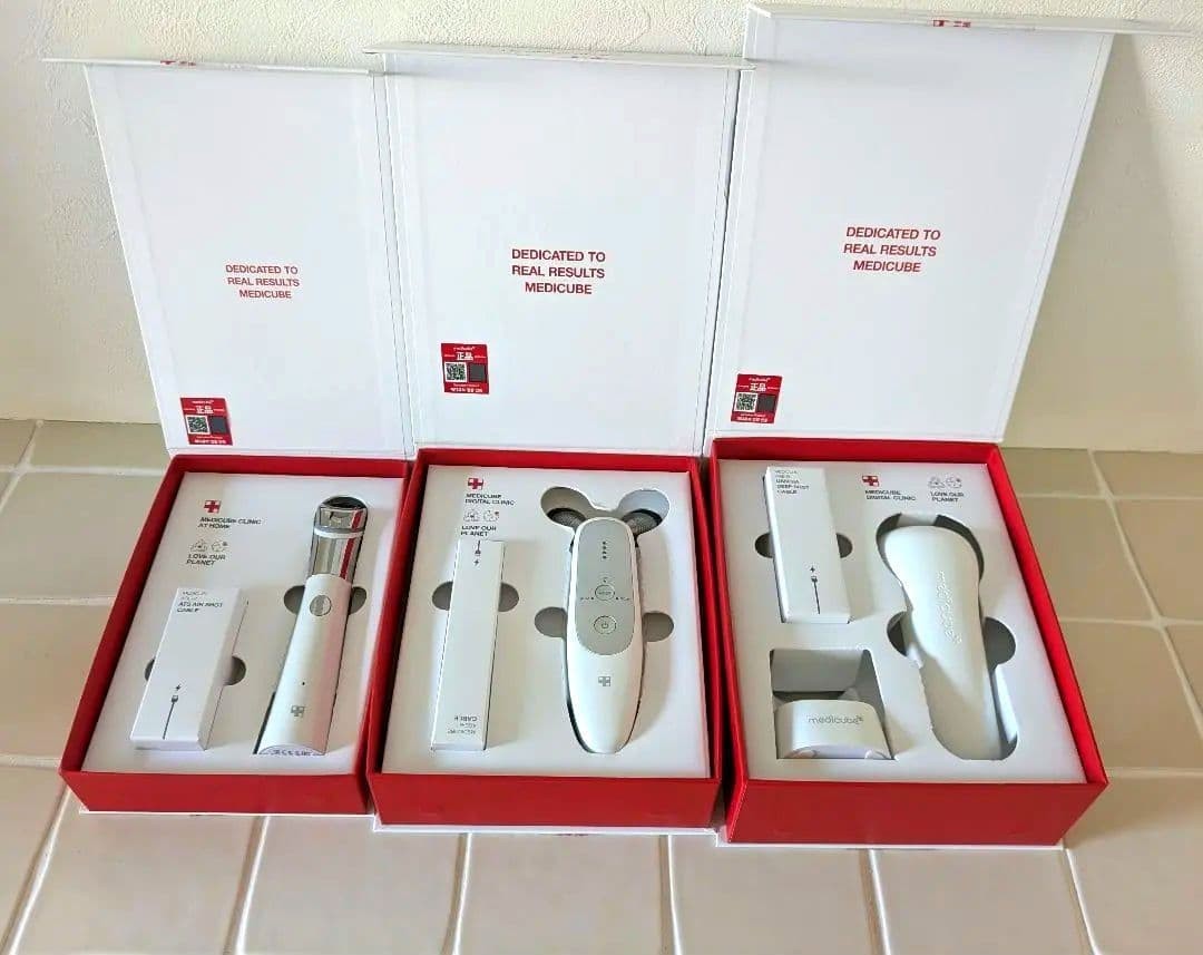 Medicube AGE-R 3set DERMA EMS ATS Air Shot USSERA Deep Shot Device Used Japan