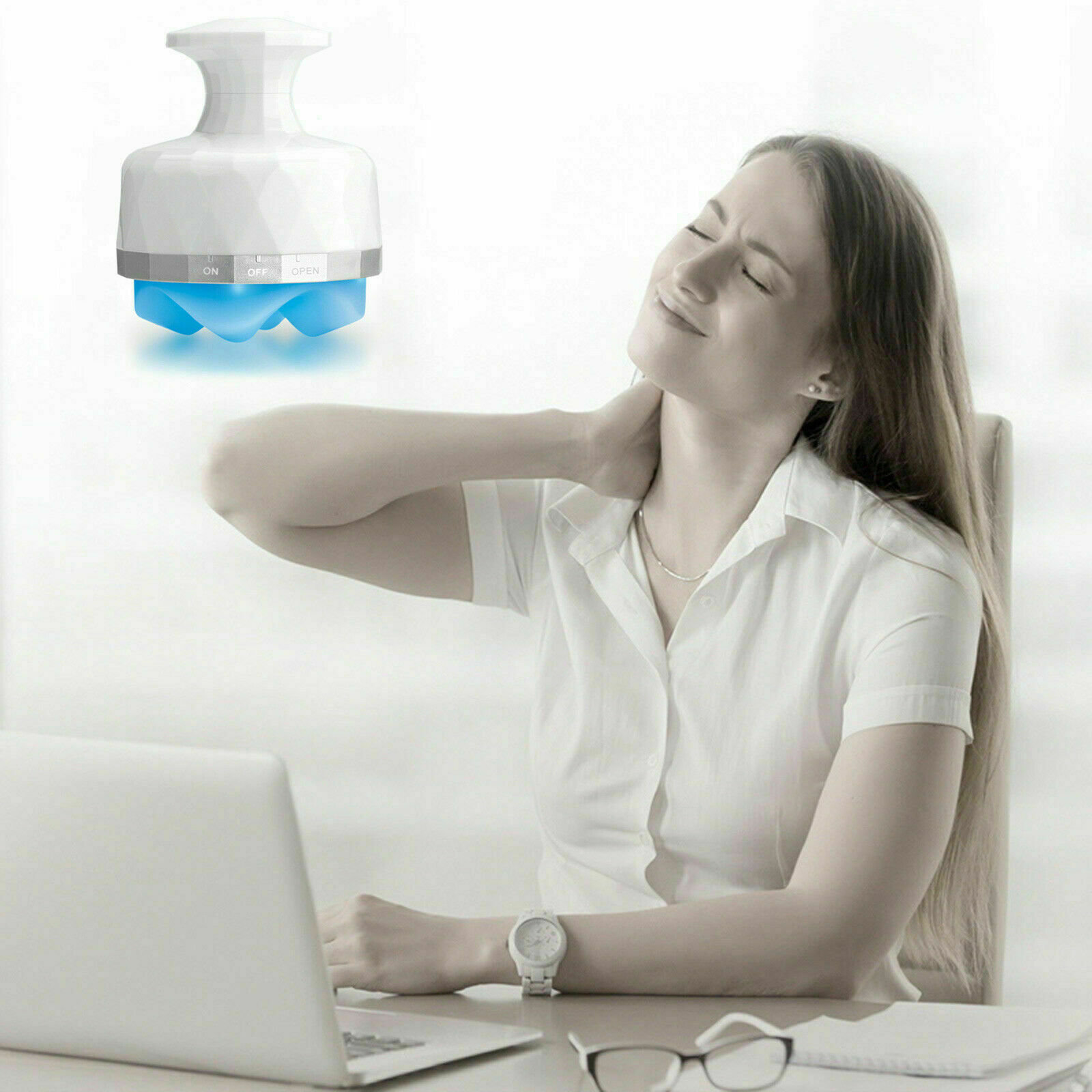 Actto Carat Hand Massager / LED Vibration Massager / Muscle Relaxation