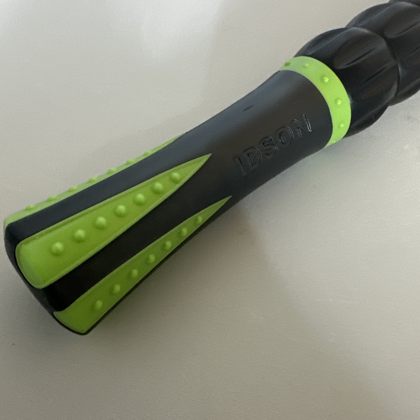 Muscle Roller Eastony IDSON 17.5” Massage Roller Stick for Athletes Runners