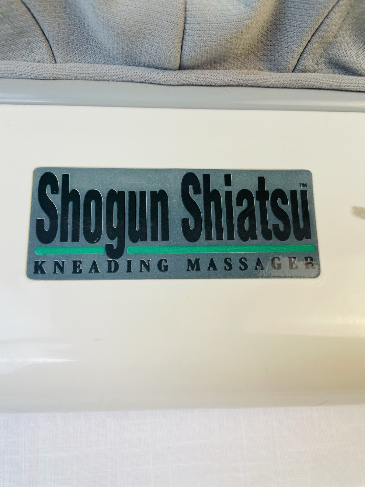 Homedics Shogun Shiatsu Kneading Massager Model SM-444 Portable Neck Massager