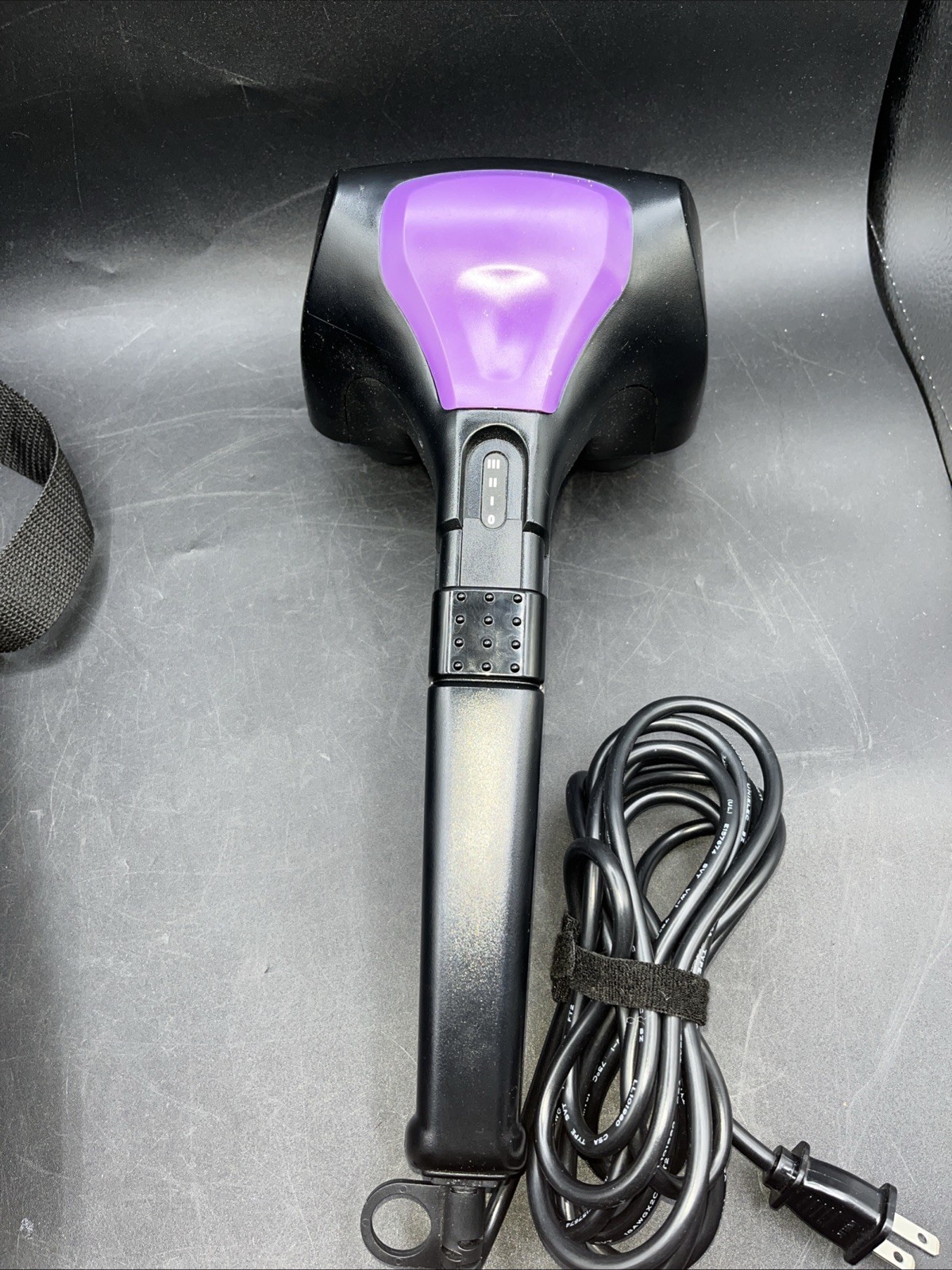 Thumper Mini Pro 2 Handheld Percussion Massager NA01N with Carrying Case