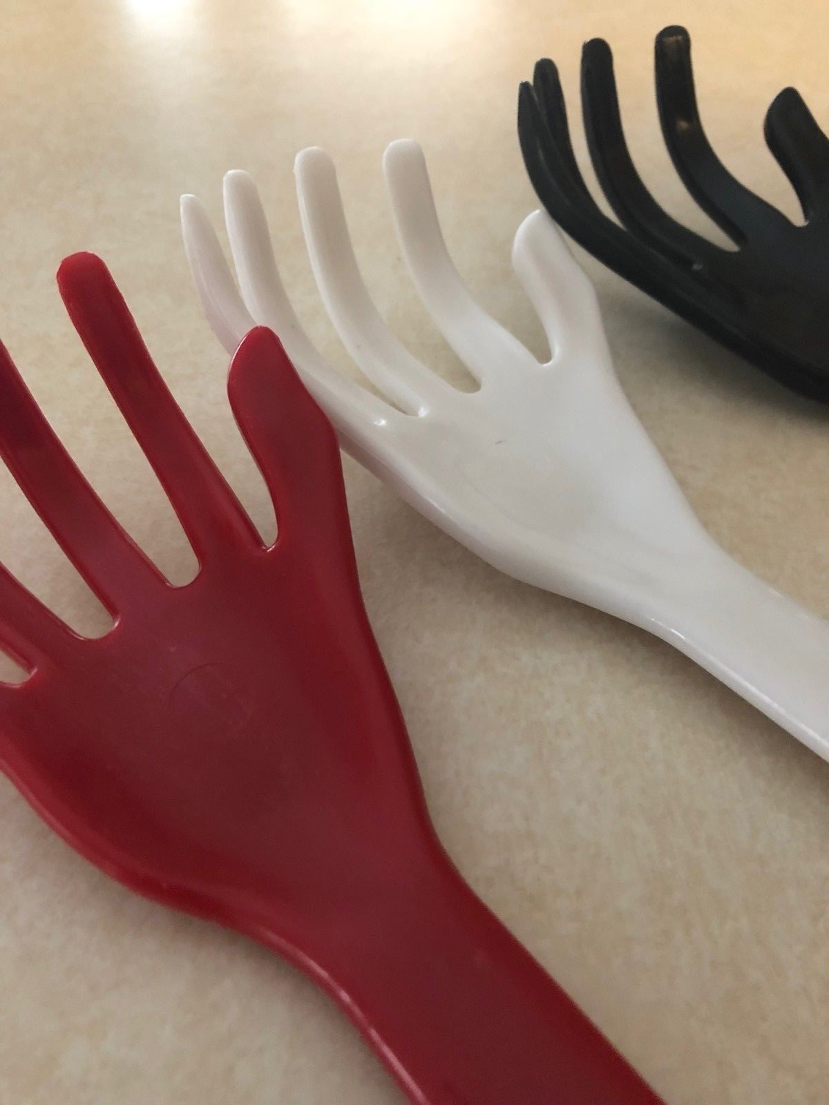 (1) 20″ BACK SCRATCHER SHOE HORN COMBO – EXTRA LONG STURDY Plastic Horns Inch