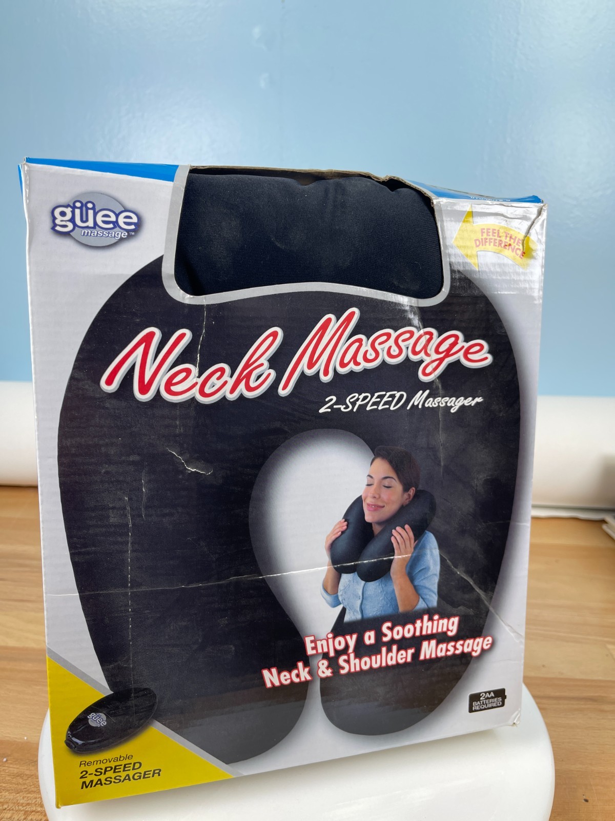 Guiee Neck Massage Pillow 2-Speed Massager Open Box Unused Relaxation Cushion
