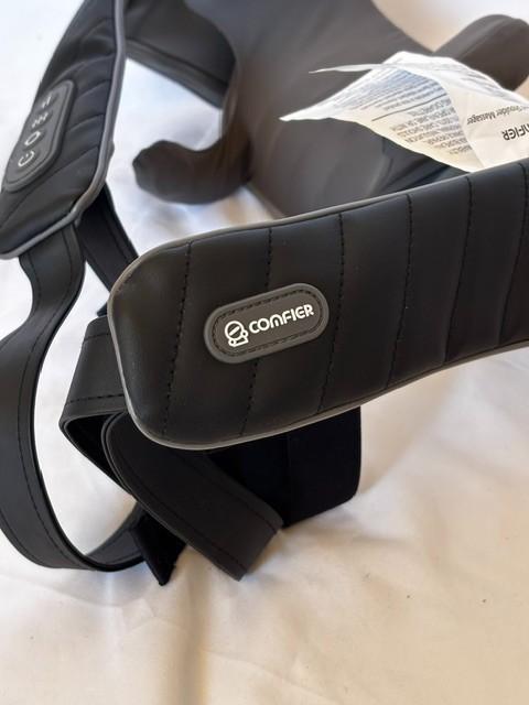 COMFIER Cordless Neck Massager w/ Heat 4D Shiatsu Deep Tissue Shoulder Massage