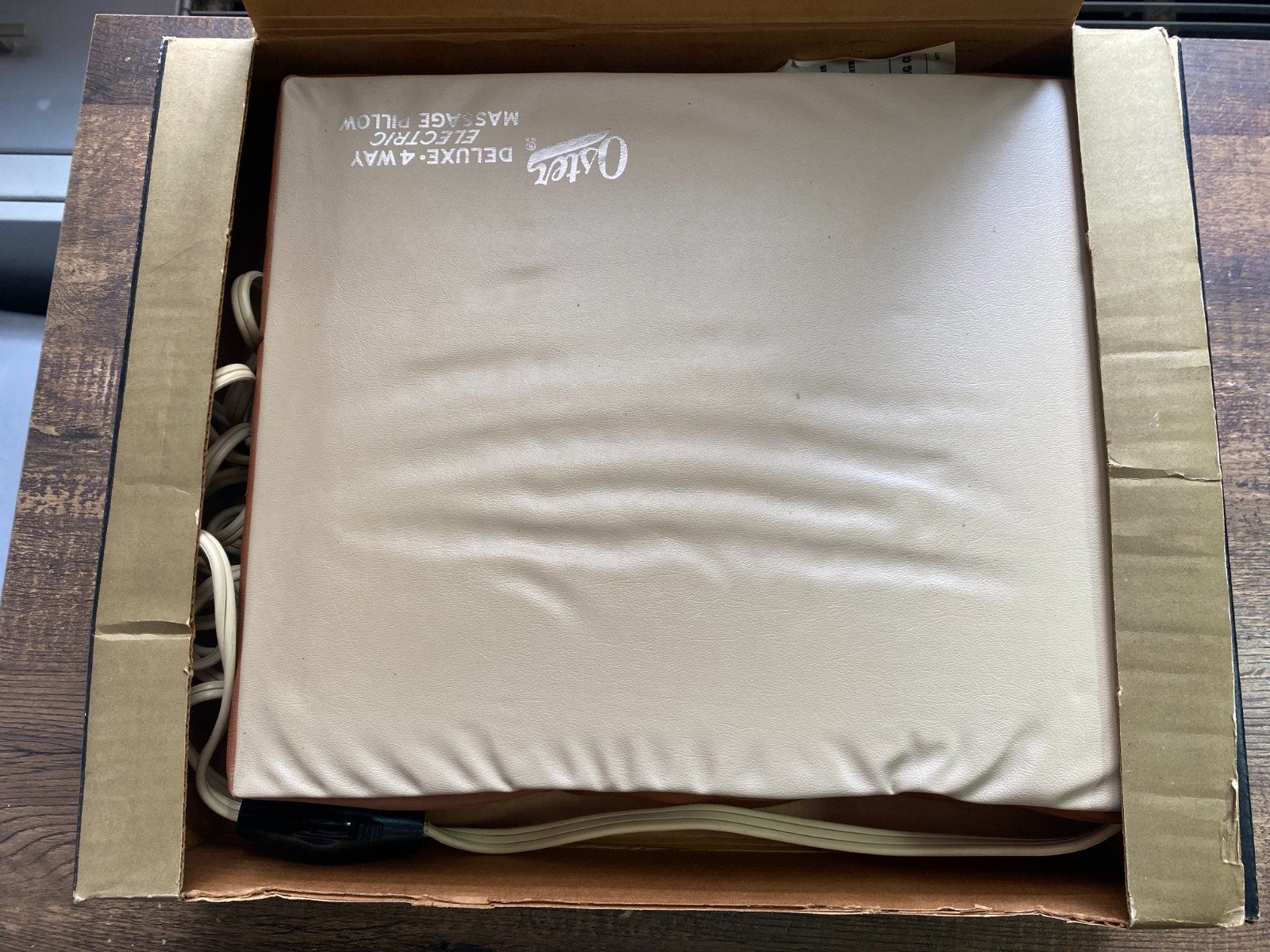 Vintage Oster Deluxe 4-Way Electric Massage Pillow – Tested w/Original Box