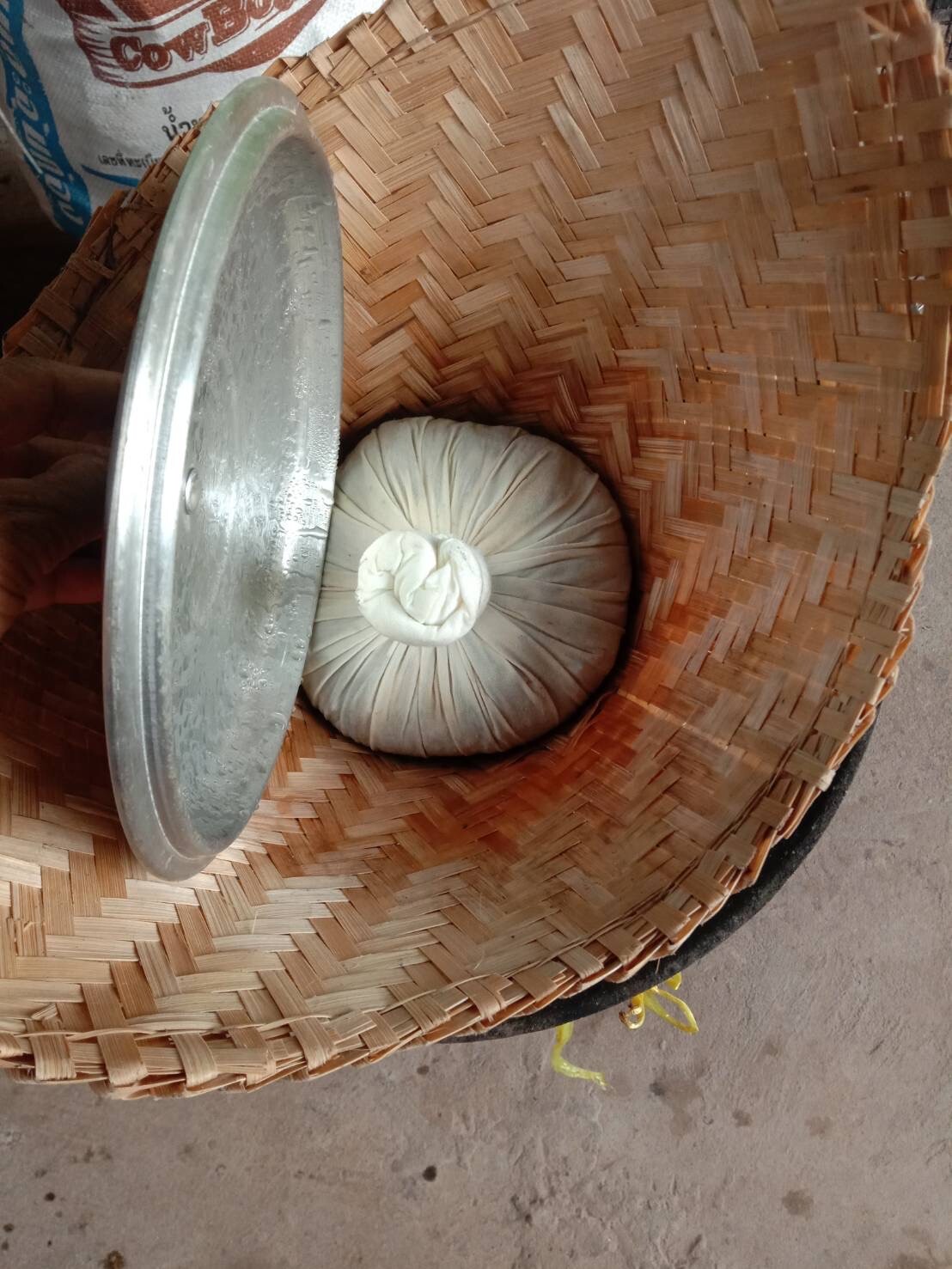 [2 piece] herbal compress massage Herbs Thai massage from Thailand 100%