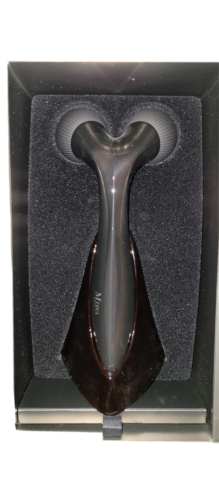 MDNA Madonna SKIN OnyxBlack Face Body Beauty Roller