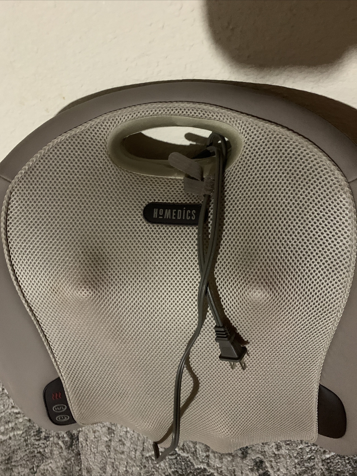 Homedics shiatsu pro back massager with heat. original owner —- pick up only