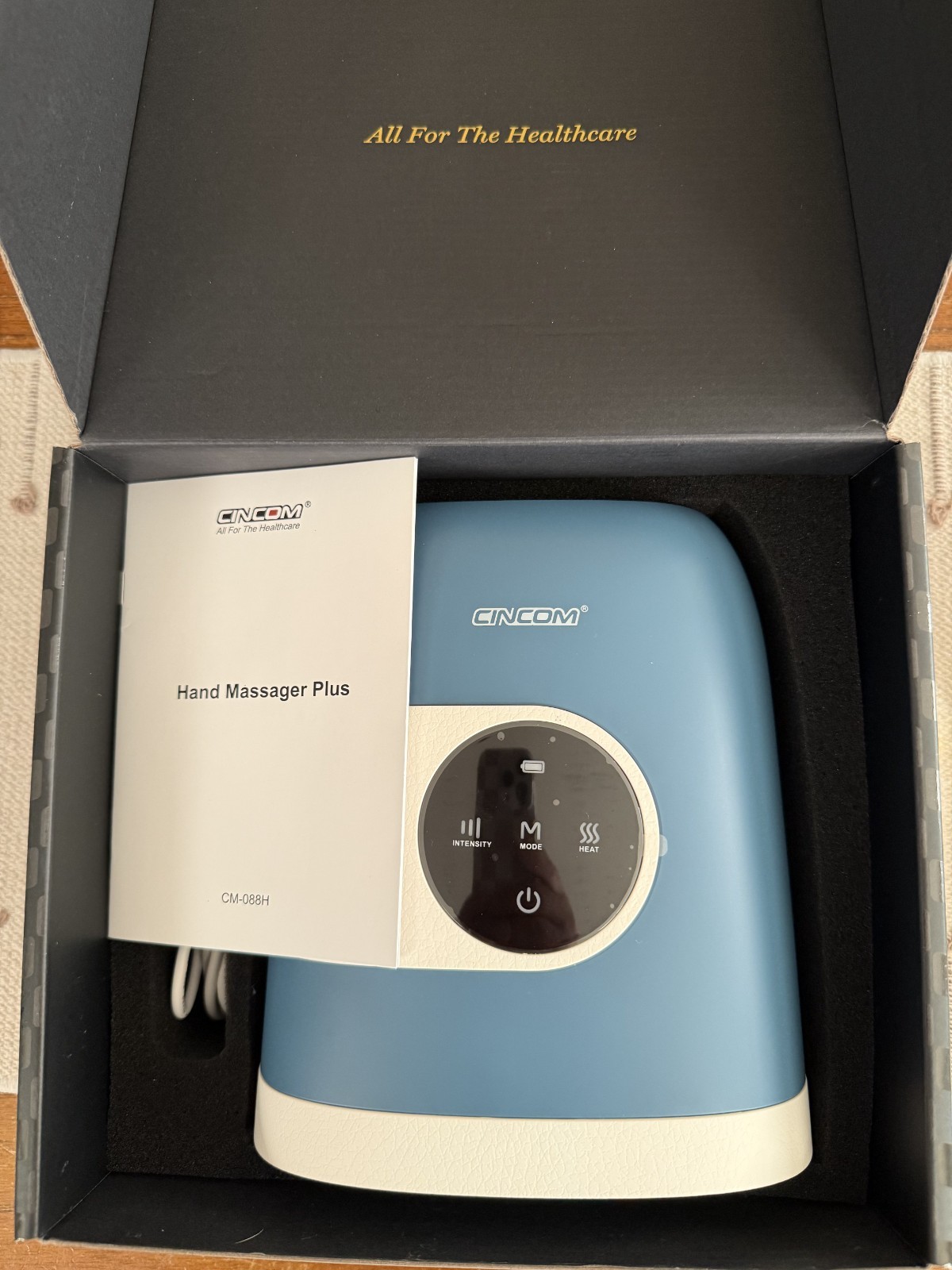 CINCOM Upgraded Cordless Hand Massager w/ Heat & Compression – Used Once –