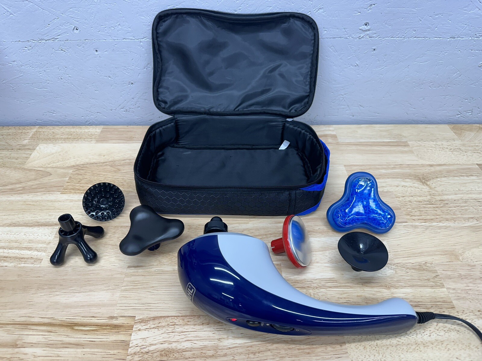 Wahl Deep Tissue Percussion Therapeutic Massager + Heat 4295A (See demo video)