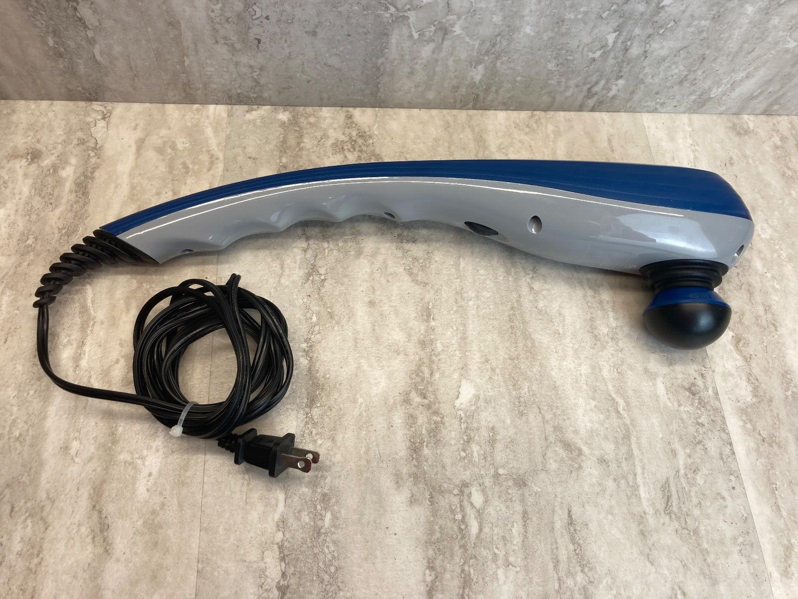Wahl Corded Massager Deep Tissue. Handheld. Model #4290 Blue/Gray