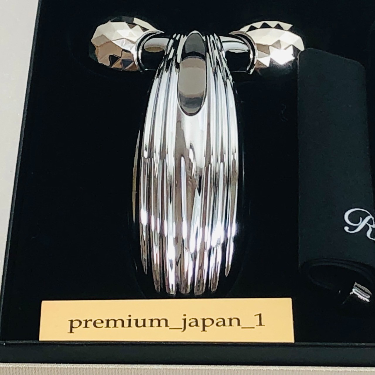 ReFa CARAT RAY RF-PC2019B MTG Platinum Beauty Facial Roller Handy Device Japan