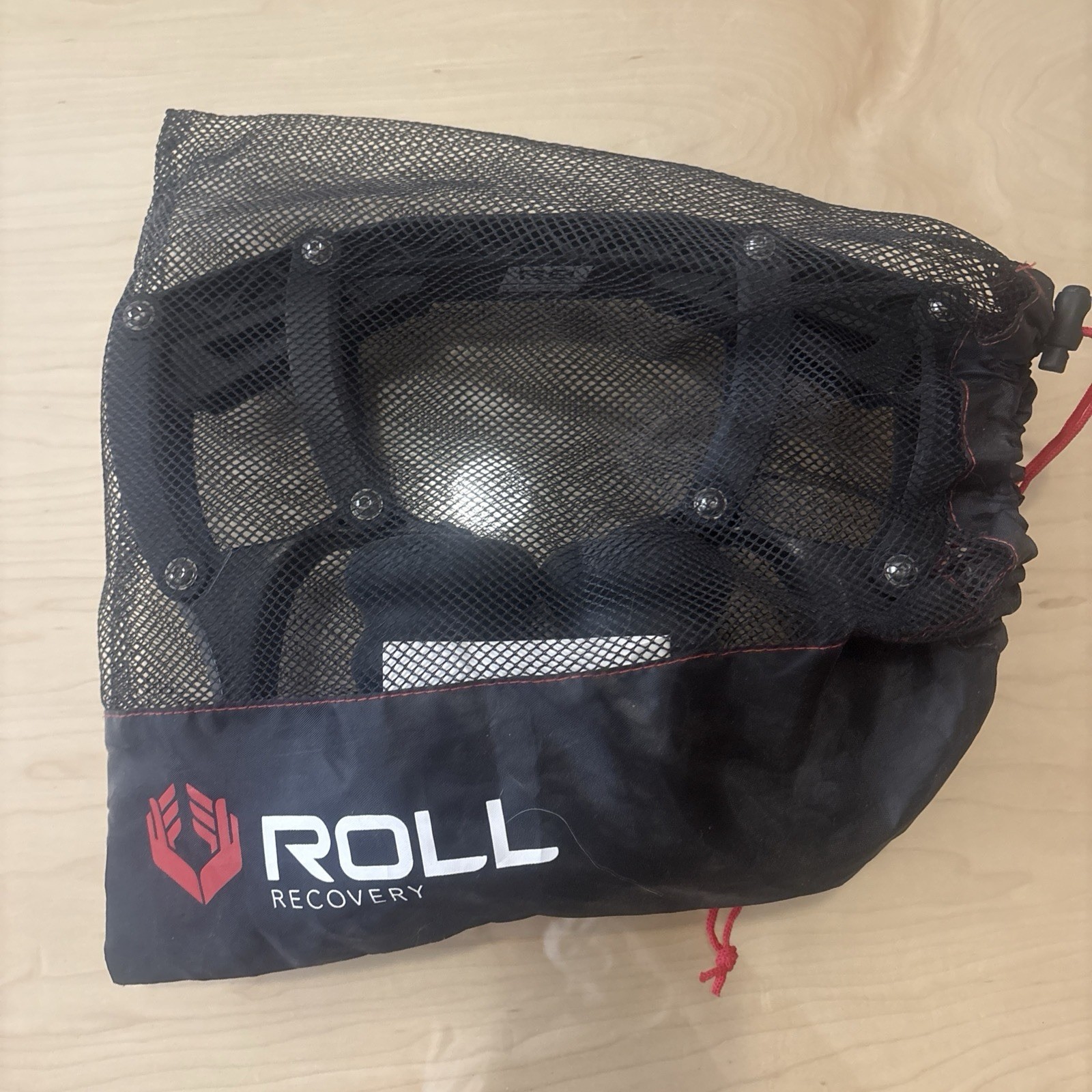 Roll Recovery R8 Deep Tissue Handheld Manual Body Massage Roller, Black