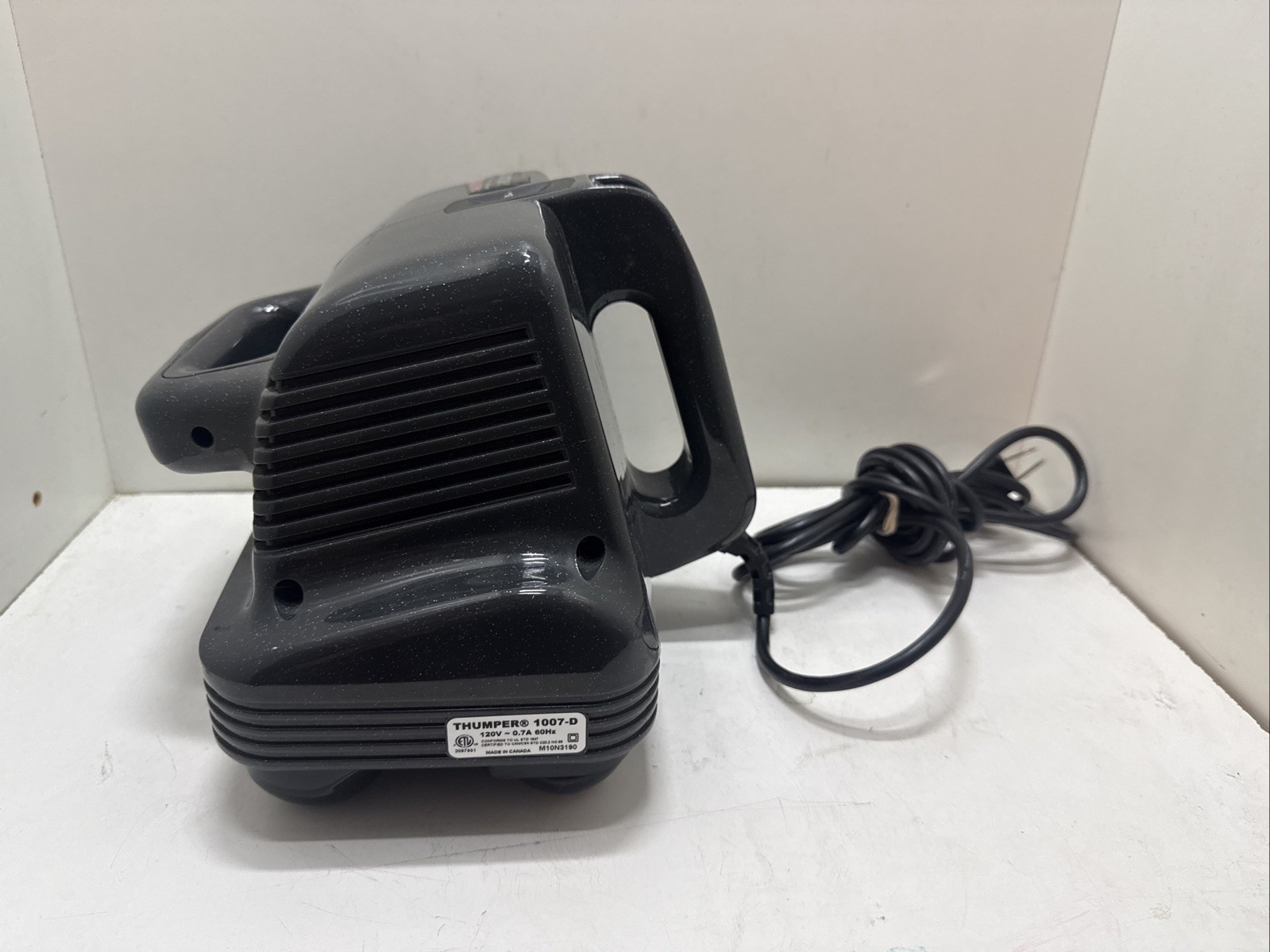 Thumper 1007-D Variable Power Professional Body Massager