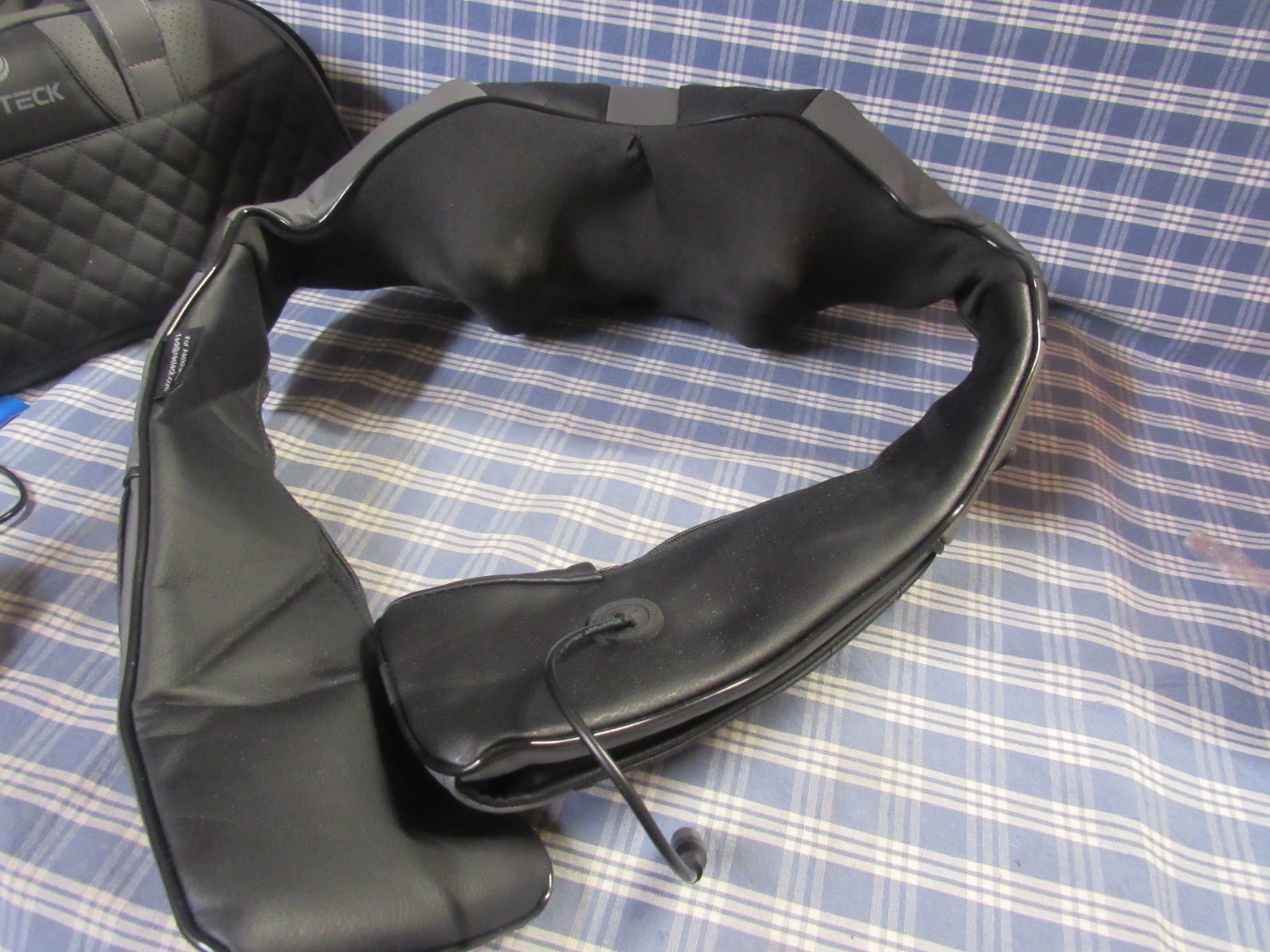 Resteck Shiatsu Neck & Back Massager (Store Display) FAST FREE SHIPPING.