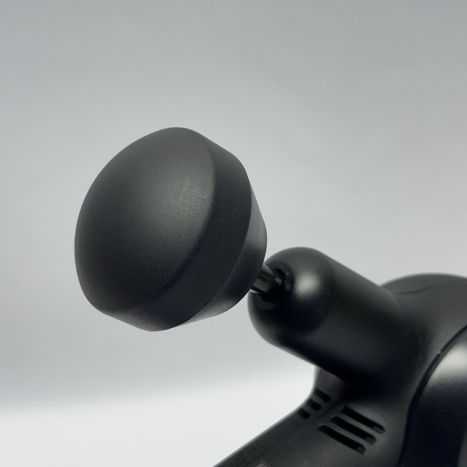 Theragun Prime Bluetooth Percussive Therapy Device Deep Tissue Massager Black