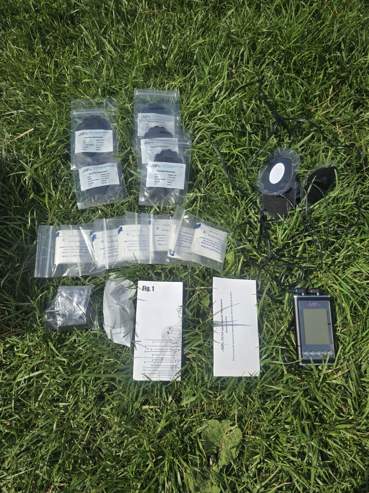 eMP10 Tens EMS Portable Muscle Stimulator AS1000 w/Pads & Charger Pain Reliever