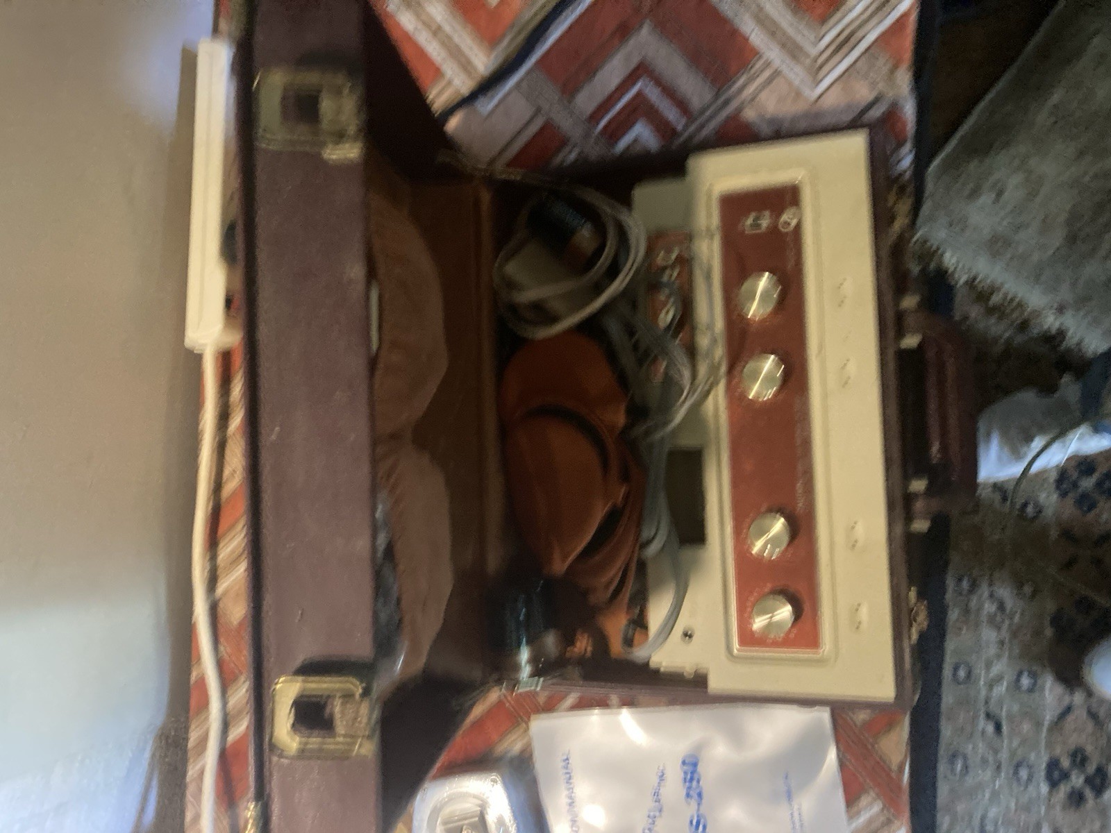 Vintage Ems-250 Muscle Stimulator D batteries only Untested