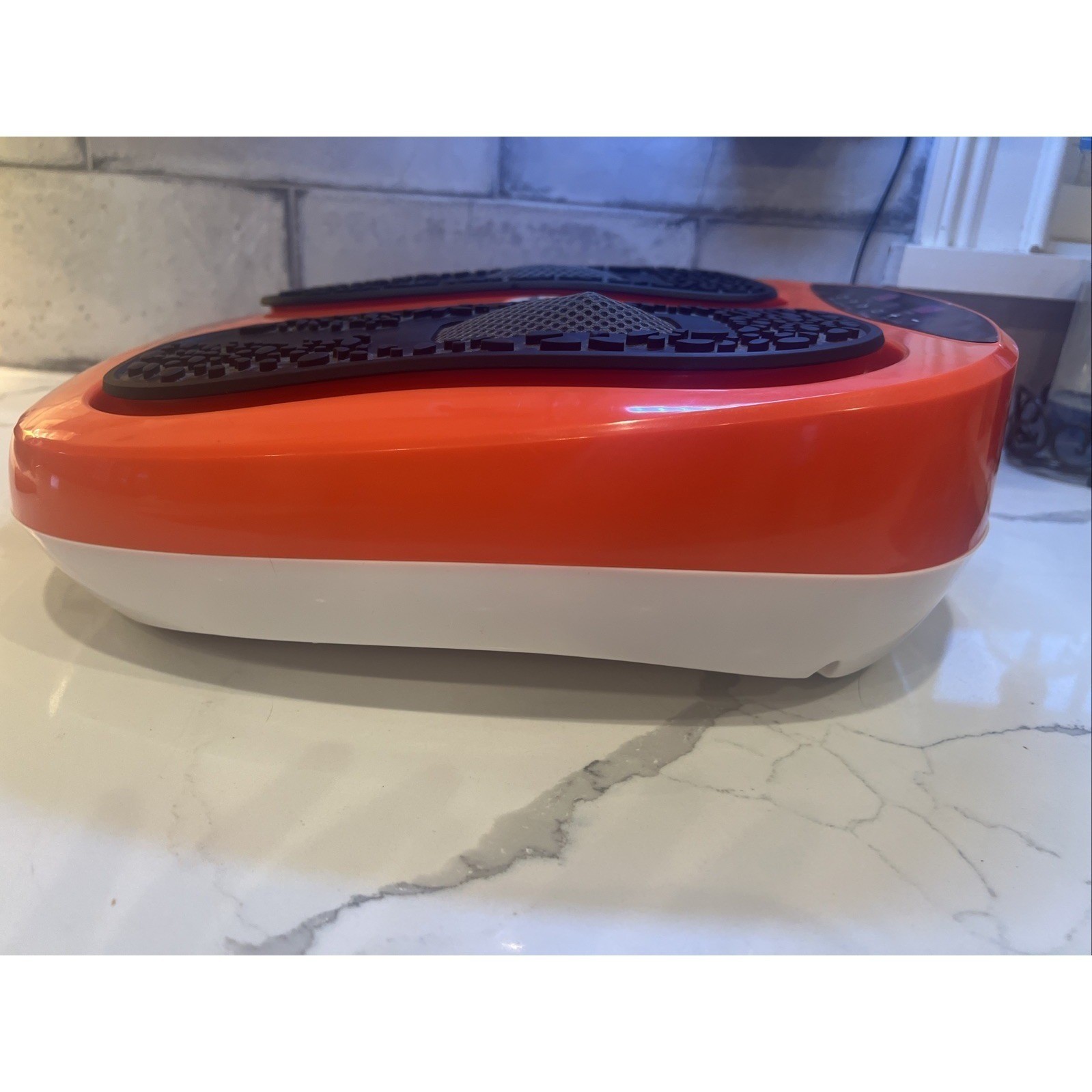 Power Legs by Power Fit Model ETF002M Vibration Foot Calf Massager w/ Remote