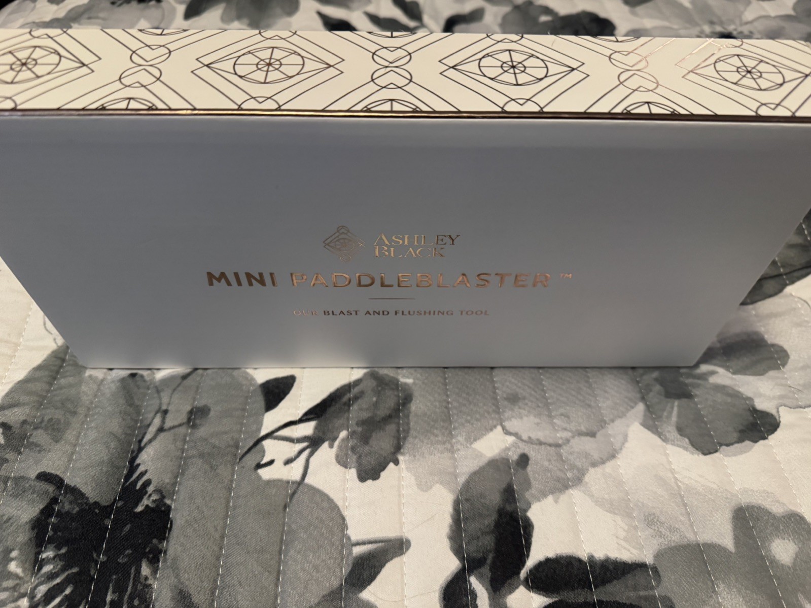 Mini Paddle Blaster by: Ashley Black – Patented Cellulite Massager –