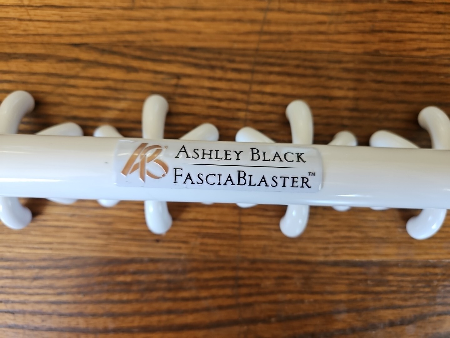 Ashley Black Guru FasciaBlaster Fascia Blaster 4 Large Claws NEW Without Box