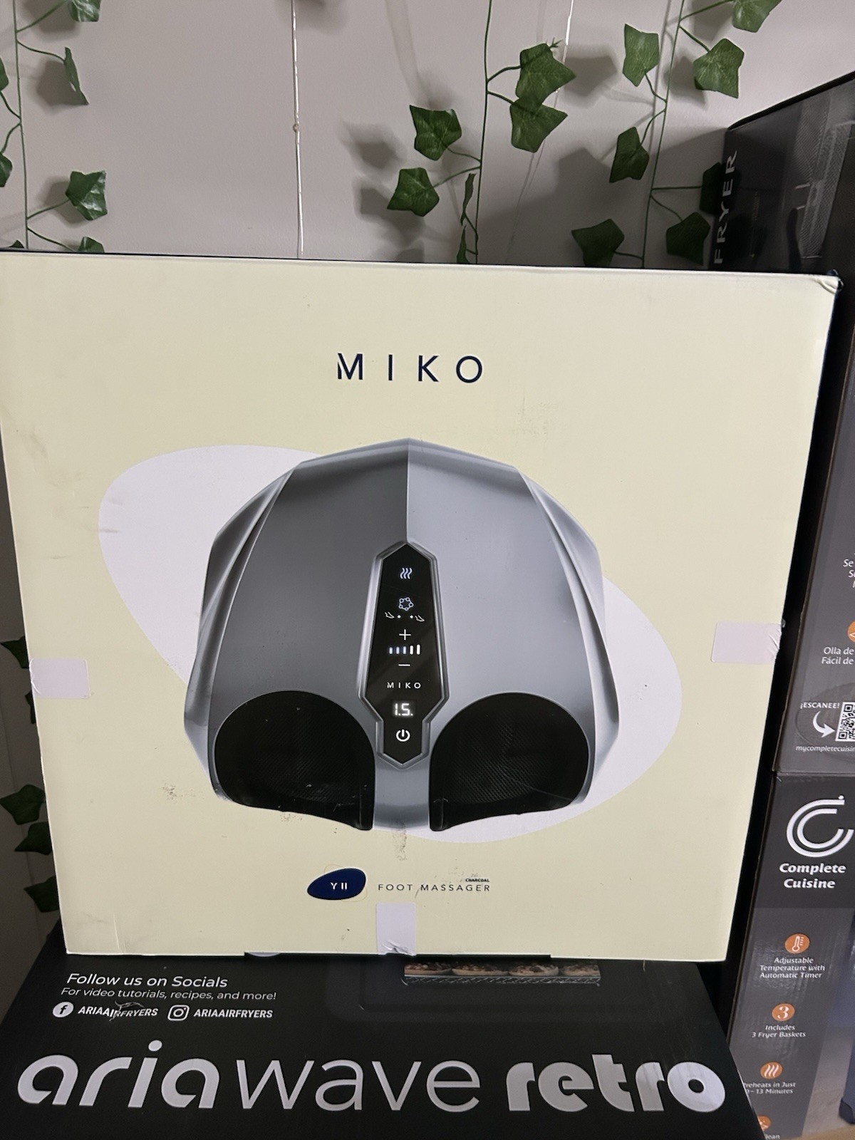 MIKO Shiatsu Foot Massager – Deep Kneading, Air Compression, & Heat Therapy