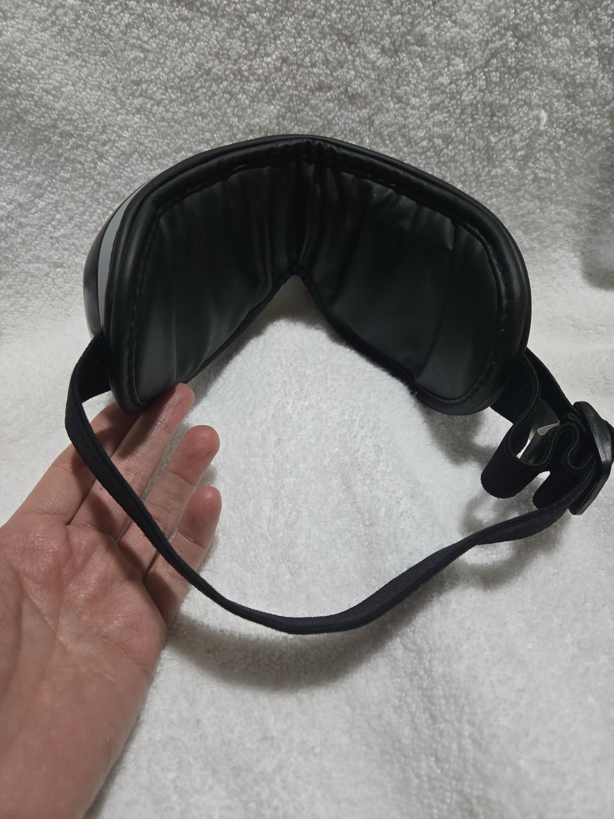 RENPHO Eyeris 3 Eye Massager – Voice Control – Improve Sleeping Quality -Heated