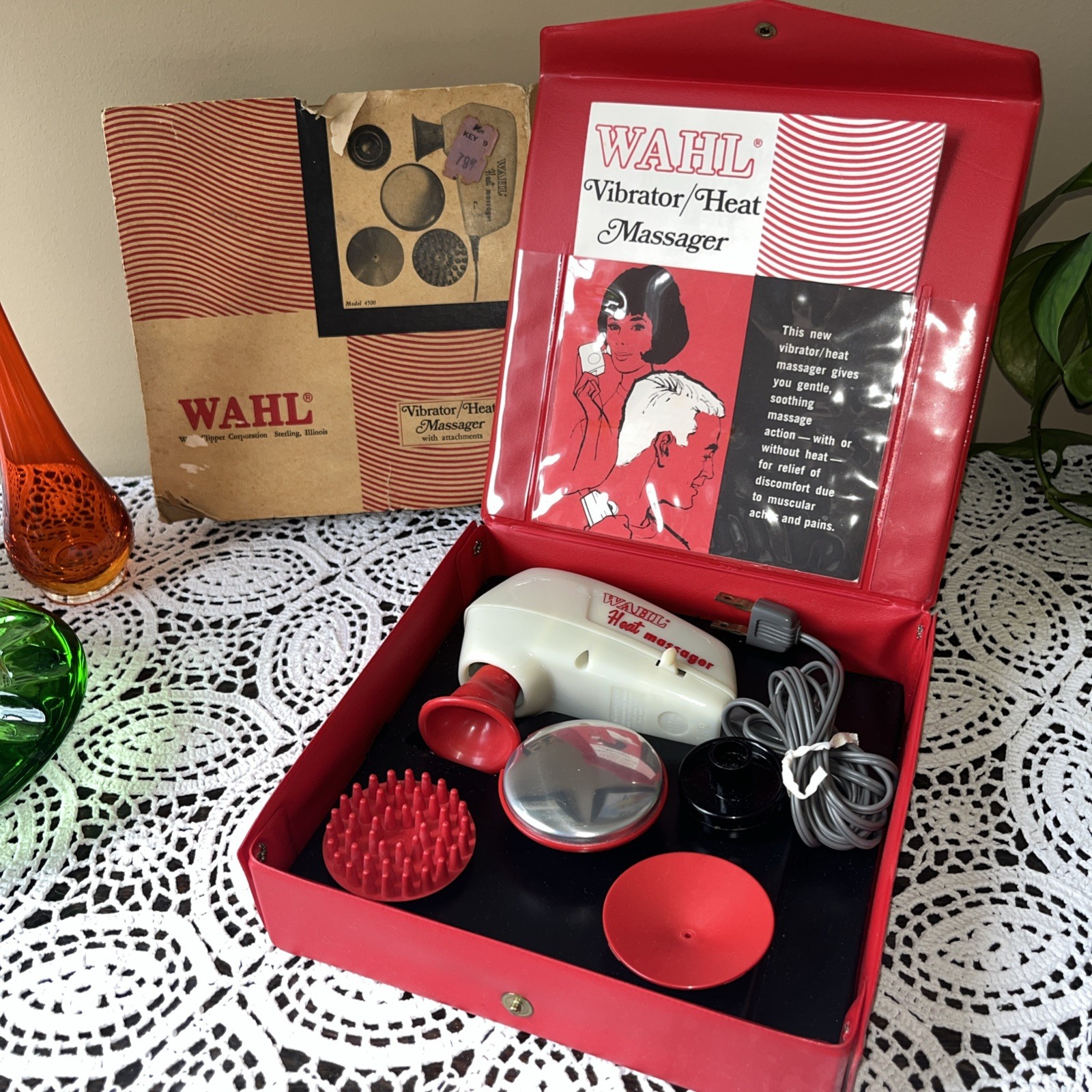 Vintage WAHL VIBRATOR HEAT MASSAGER w/ Attachments Red Case ORIGINAL BOX Works