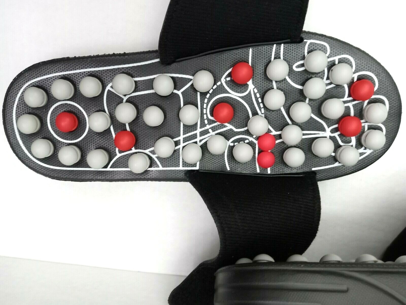 BYRIVER Acupressure Stimulation Foot Massager Sandal Pain Relief Medium