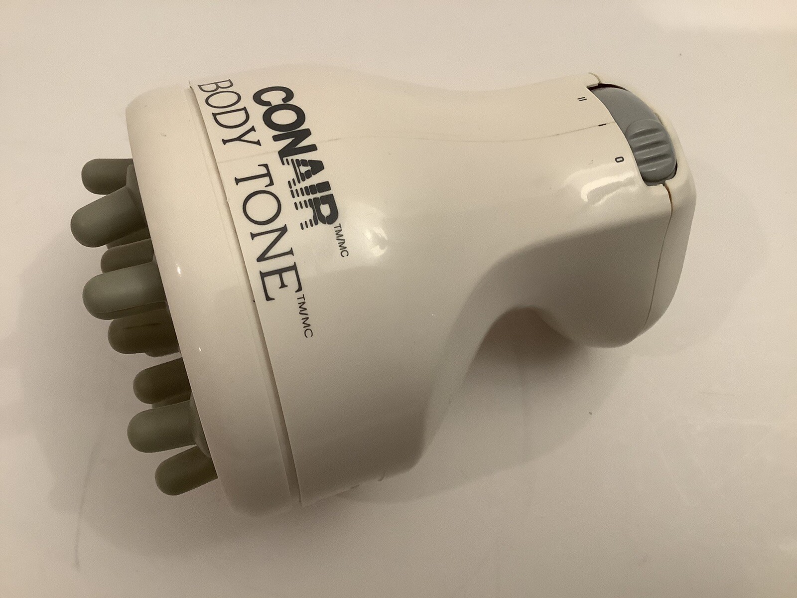 VINTAGE CONAIR BODY TONE MASSAGER W/ ROLLING KNEADING ROTATING FINGERS HANDHELD