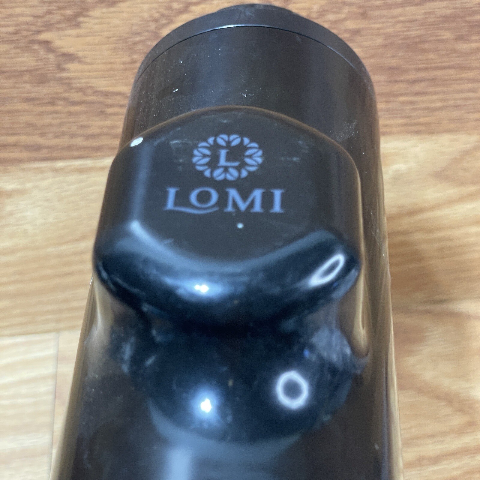 Lomi LOMM1100 Black Cordless Percussion Handheld Deep Tissue and Muscle Massager