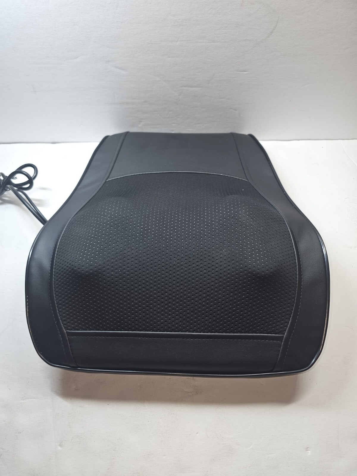 Boriwat R7mini Shiatsu Rotating Massager Cushion With Heat