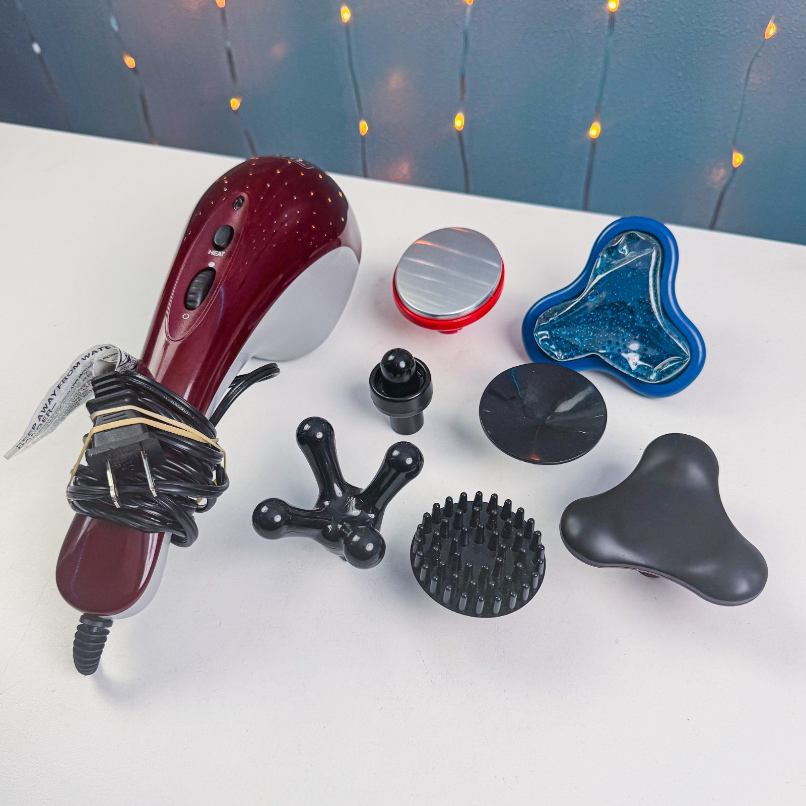 WAHL Hot & Cold Therapeutic Massager 7 Attachments Variable Speeds