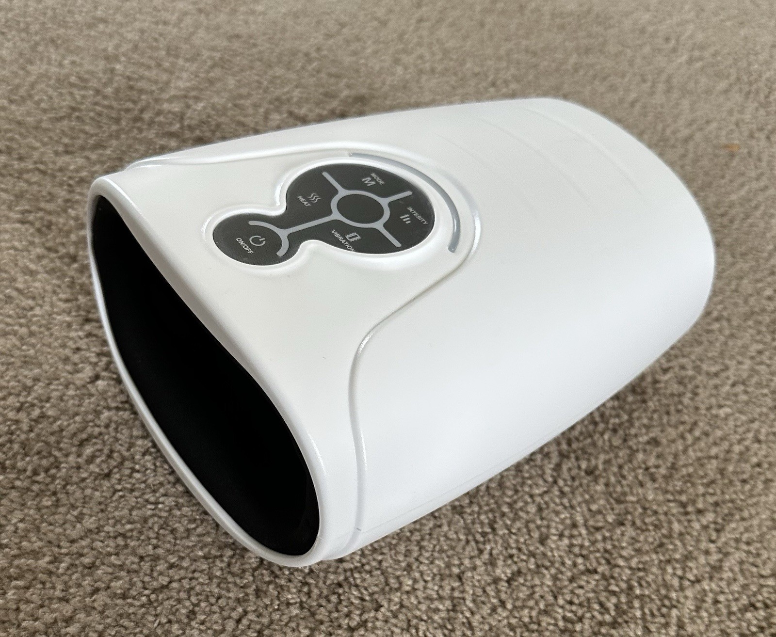 Hand Massager HM08 White Rechargeable Heat & Vibration USB Charging 3.7V