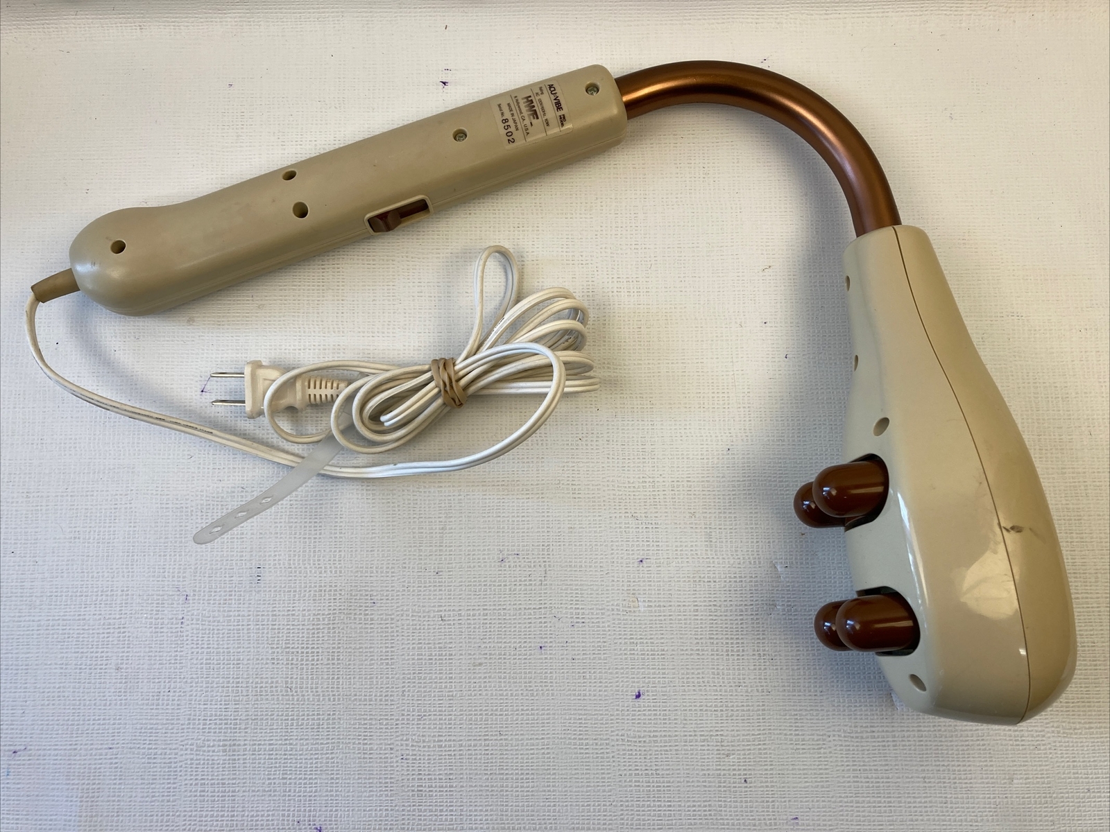 AcuVibe Pro Model Vibrating Massager Curved 2 Speed Large 23” Vintage Japan