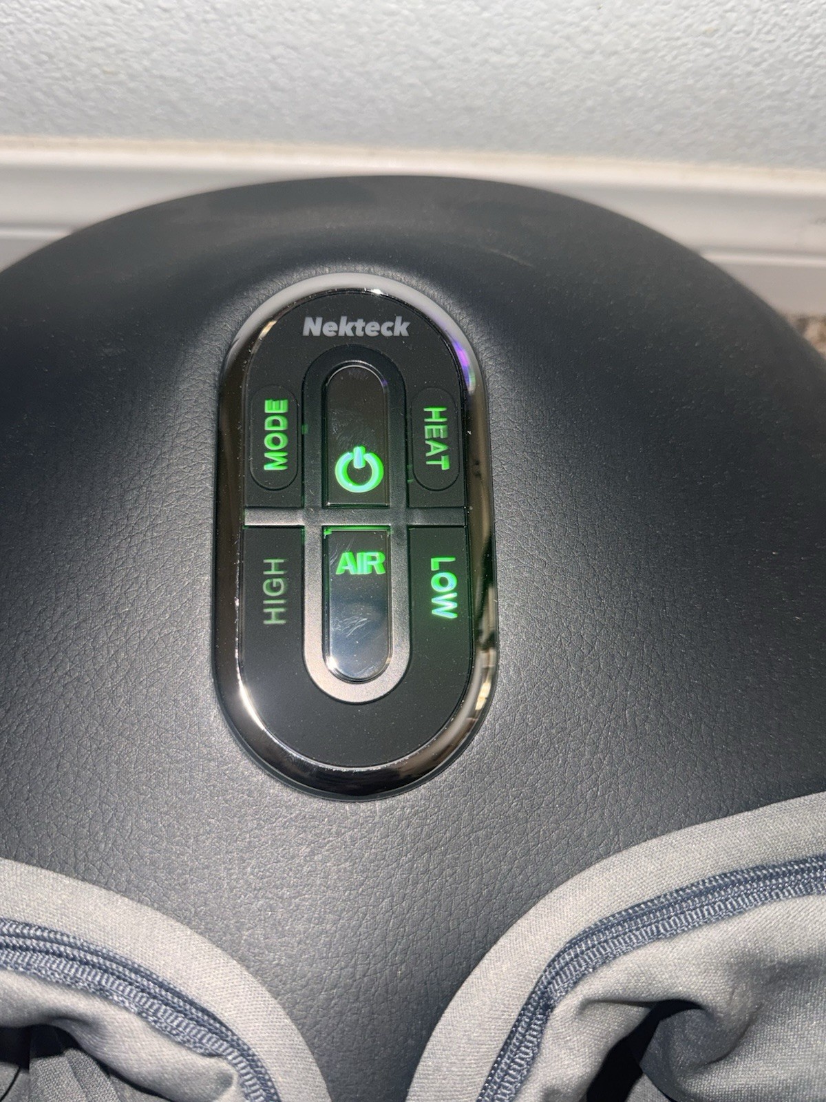 Nekteck Shiatsu Foot Massager Air Compression Heat Setting Black/Gray