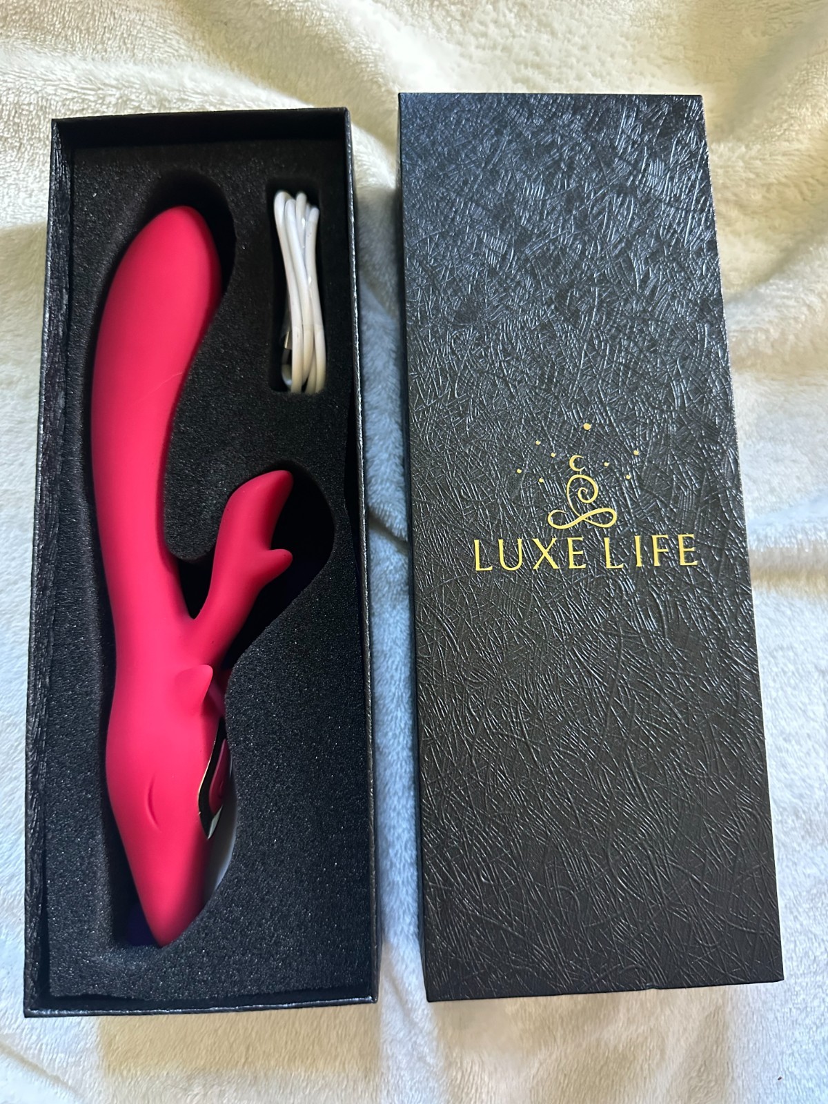 NEW Waterproof Dual Rabbit Vibrating Massager 8 Modes Flexible Design