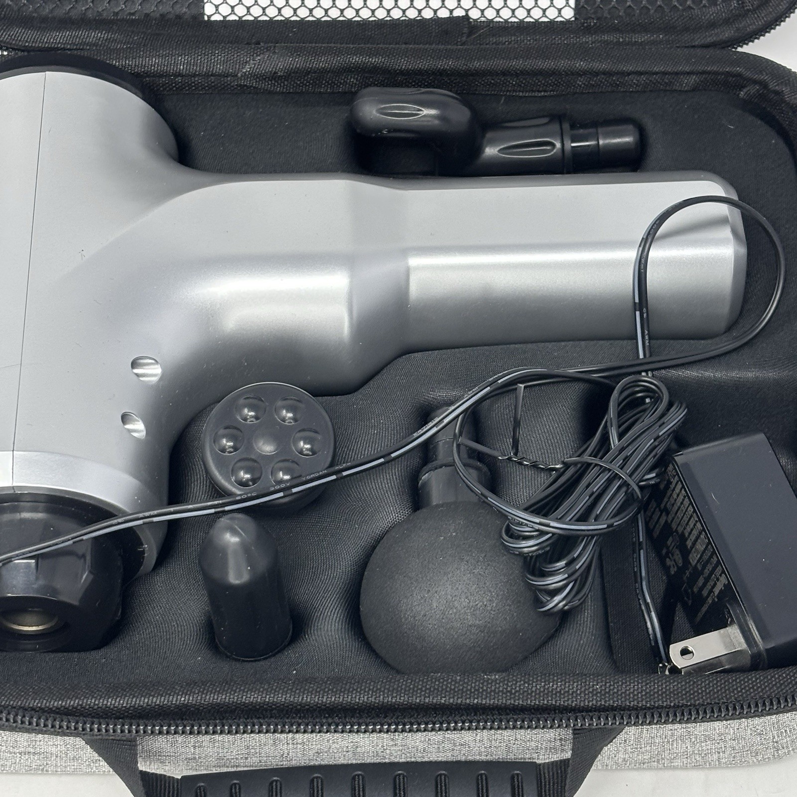 Bluzen Large Percussion Massager With Travel Case EUC Wellness Healthcore Hp-669