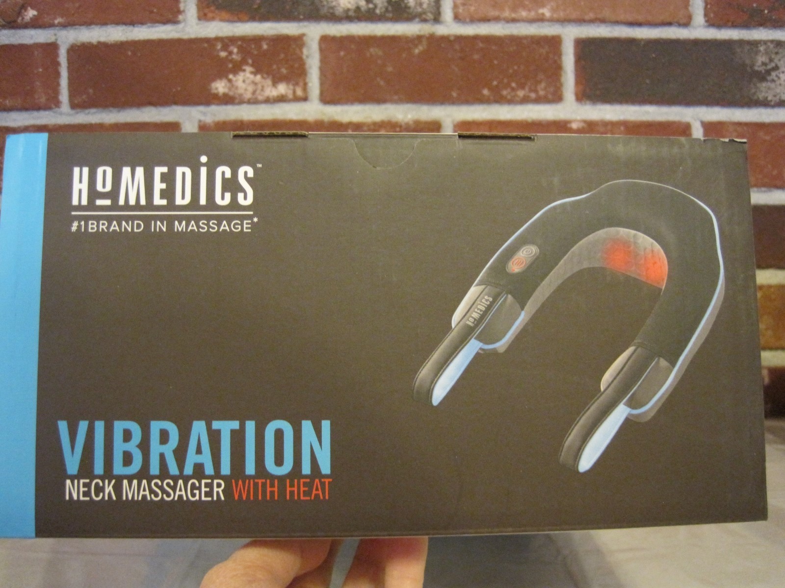 HOMEDICS VIBRATION NECK MASSAGER WITH HEAT—-NEW IN BOX